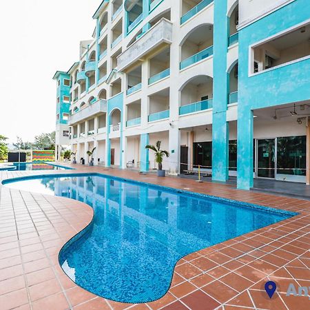 Anylodge Waterfront Marina Island Pangkor Lumut Extérieur photo