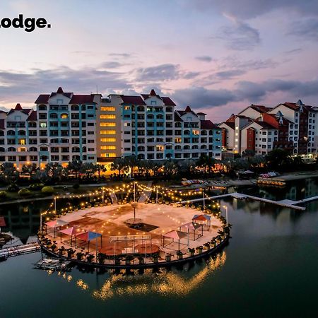 Anylodge Waterfront Marina Island Pangkor Lumut Extérieur photo