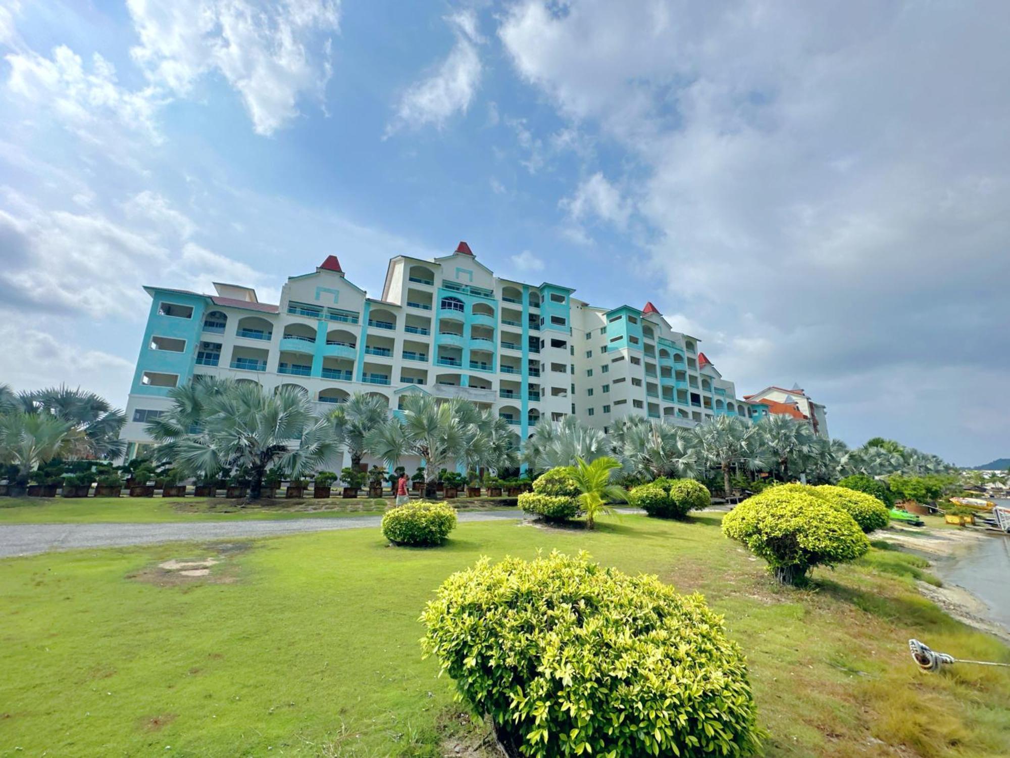 Anylodge Waterfront Marina Island Pangkor Lumut Extérieur photo