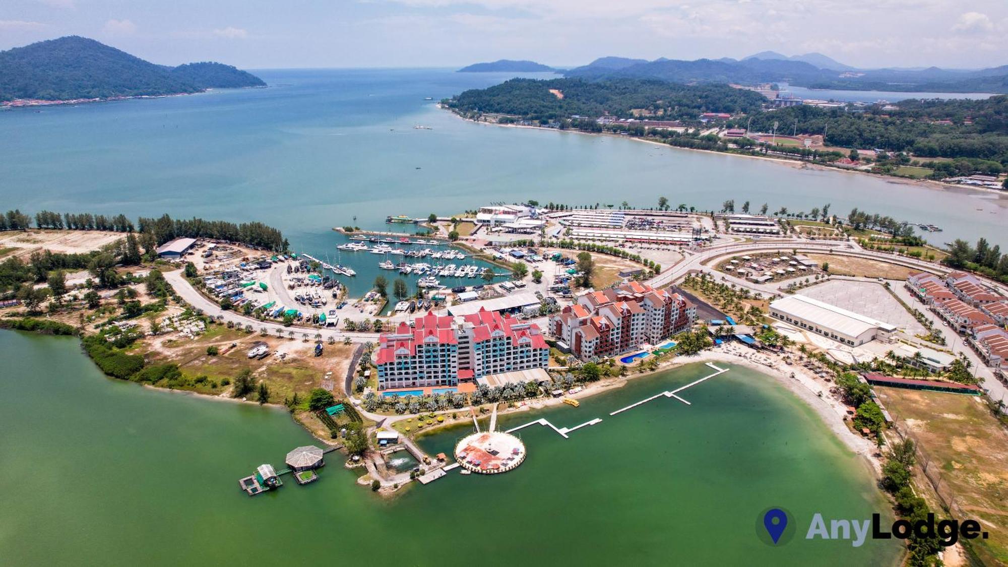 Anylodge Waterfront Marina Island Pangkor Lumut Extérieur photo