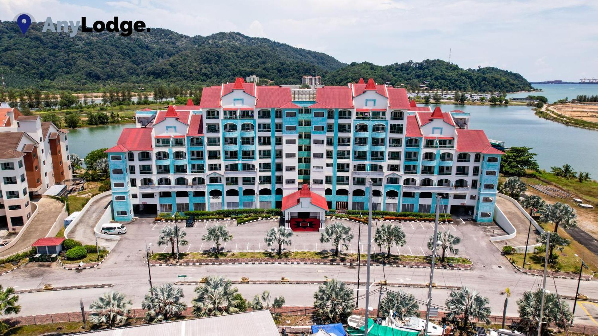 Anylodge Waterfront Marina Island Pangkor Lumut Extérieur photo