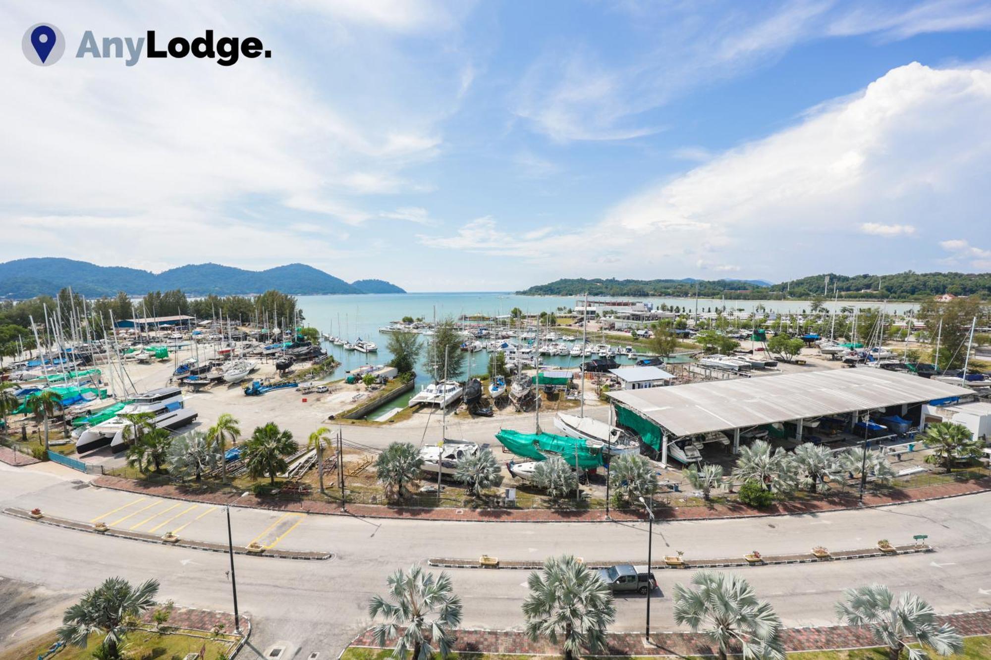 Anylodge Waterfront Marina Island Pangkor Lumut Chambre photo